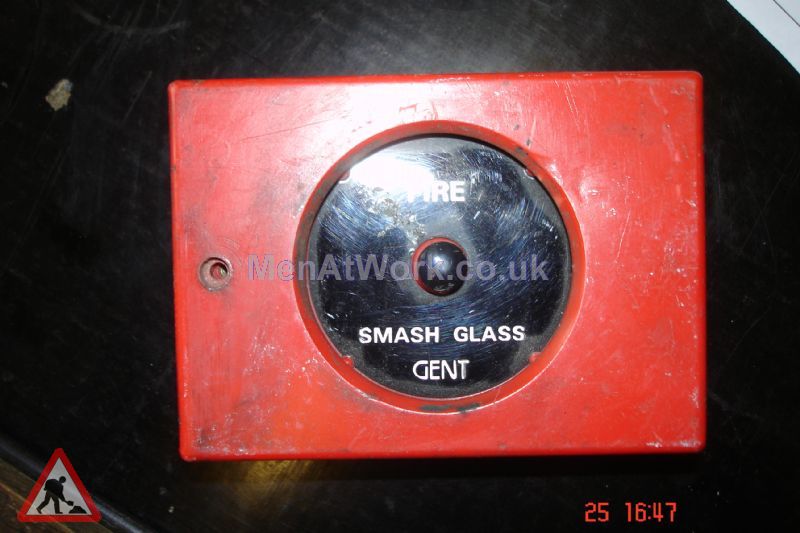 Fire Alarm Switch Circular Glass - Smash Glass