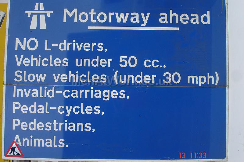 Motorway-sign-8ft-wide-x-6ft-drop.jpg