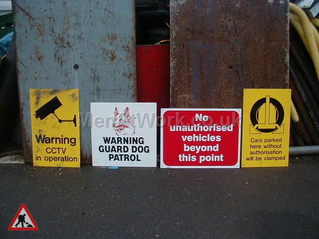 Building site warning signs - Warning Guard Dog