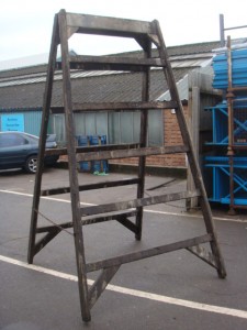 Large Wide Framed Trestles - Step ladder – Wide Frame (2)
