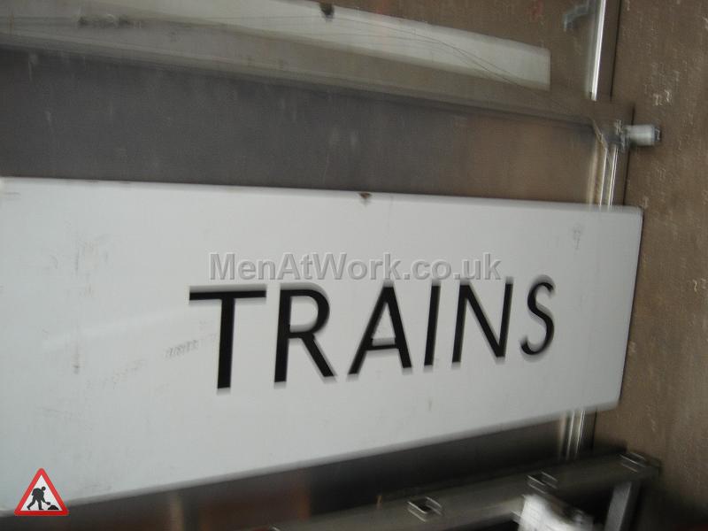 Tickets & Trains underground signs - TRAINS SIGN