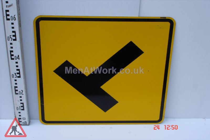 American Street Signs Yellow - T Junction