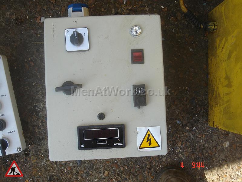 Electrical Switch Boxes – Green/Cream - electrical switch boxes (4)