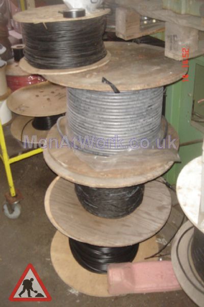 Cable Drums - medium cables and drums (14)