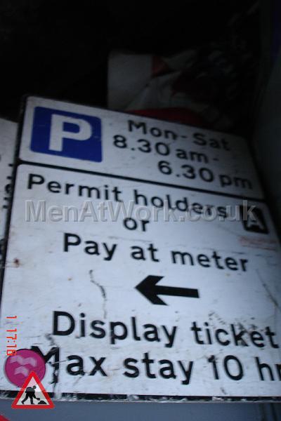 Parking Signs and Pay & Display - Parking Signs and Pay and Display (17)