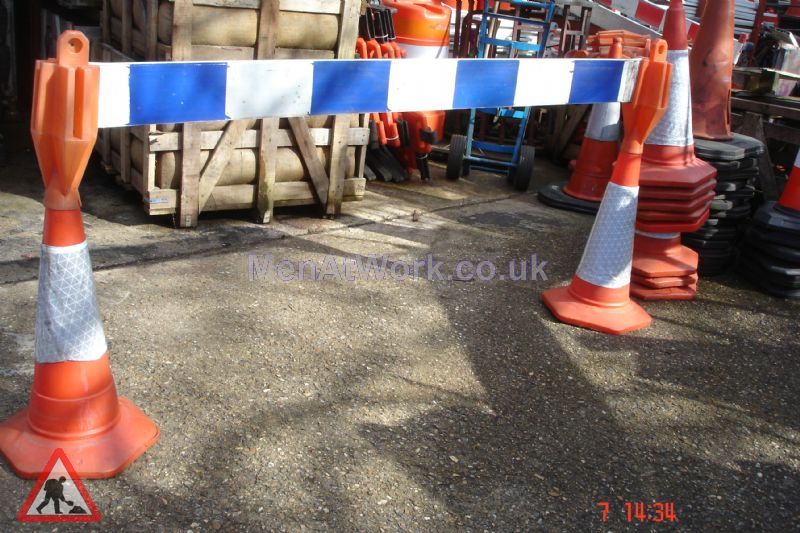 Temporary Police Road Barriers - Temporary Barriers Police