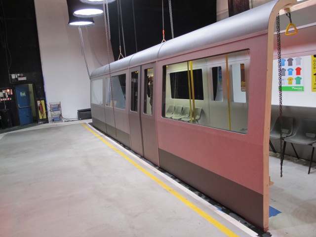 Train Carriage - Underground Train Carriage (4)