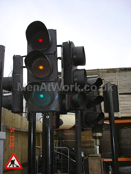 Traffic Light 10 Available - TRAFFIC LIGHT
