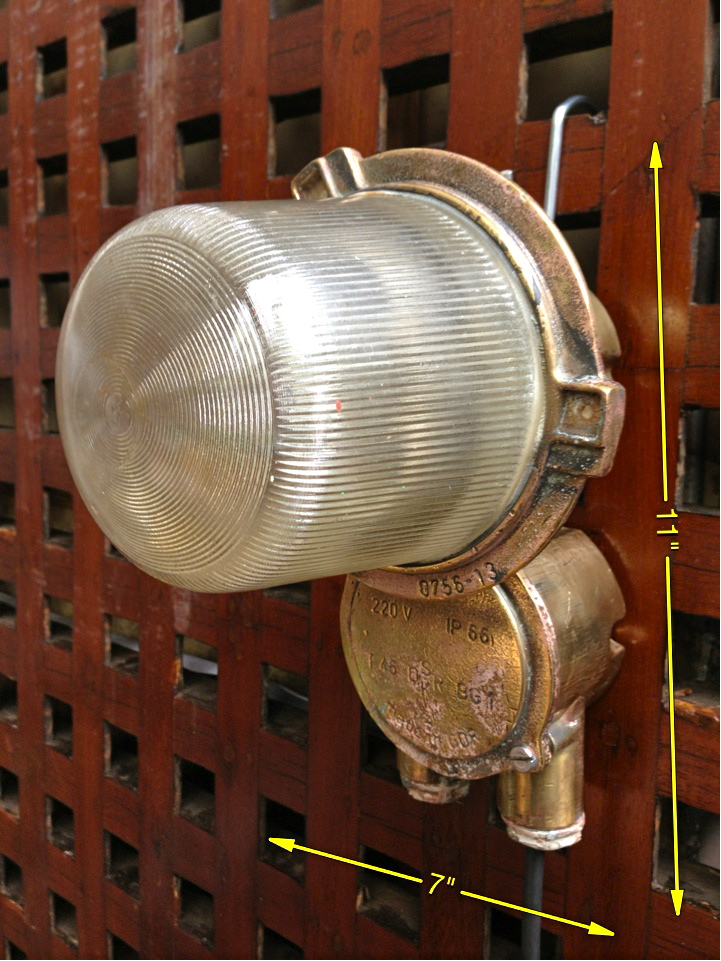 No 42. Bulkhead or Ceiling Light in Brass 11″ x 7″ 20 available - 