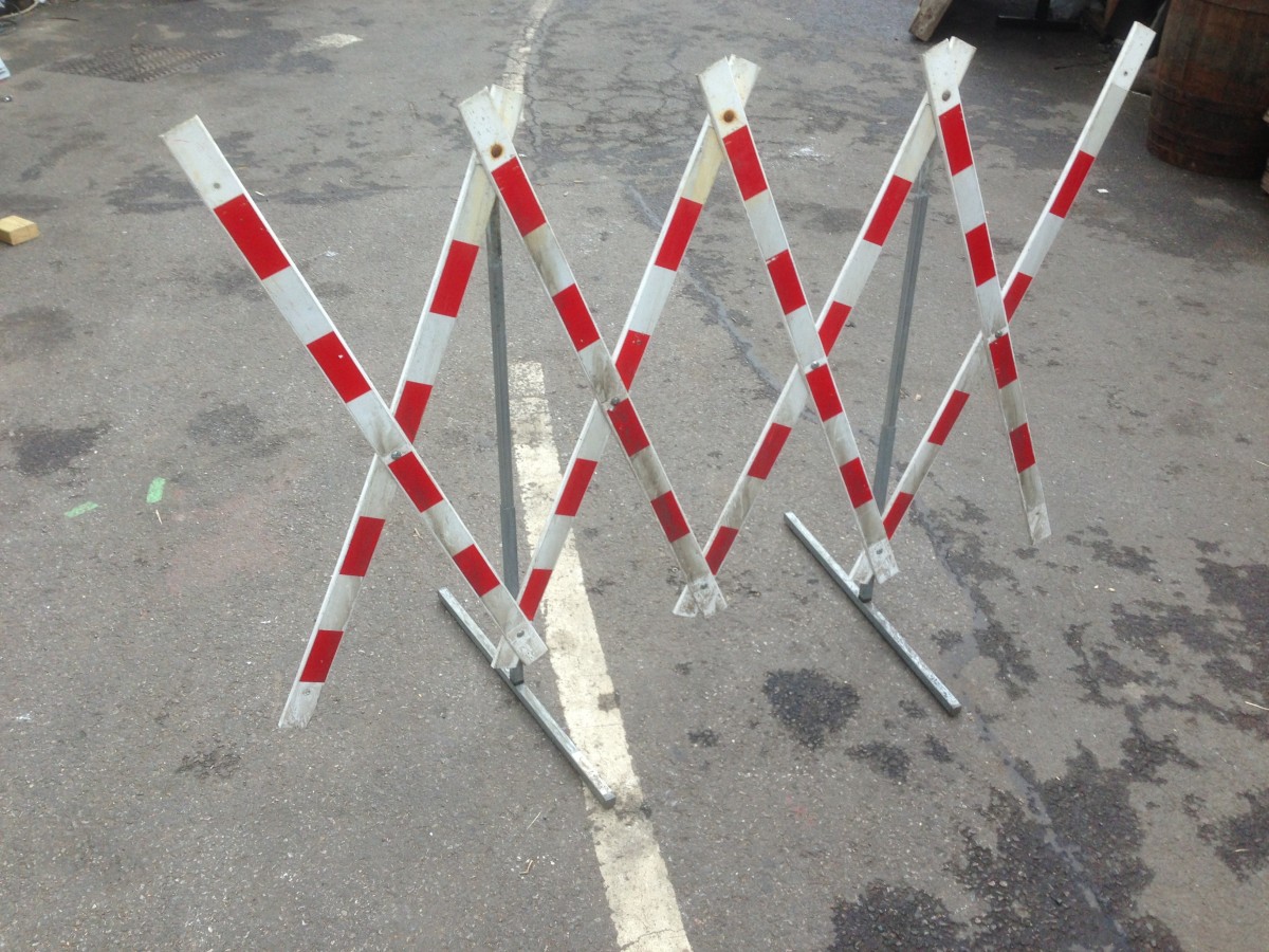 Barrier Safety Expandable 4 Available - Barrier Collapsable