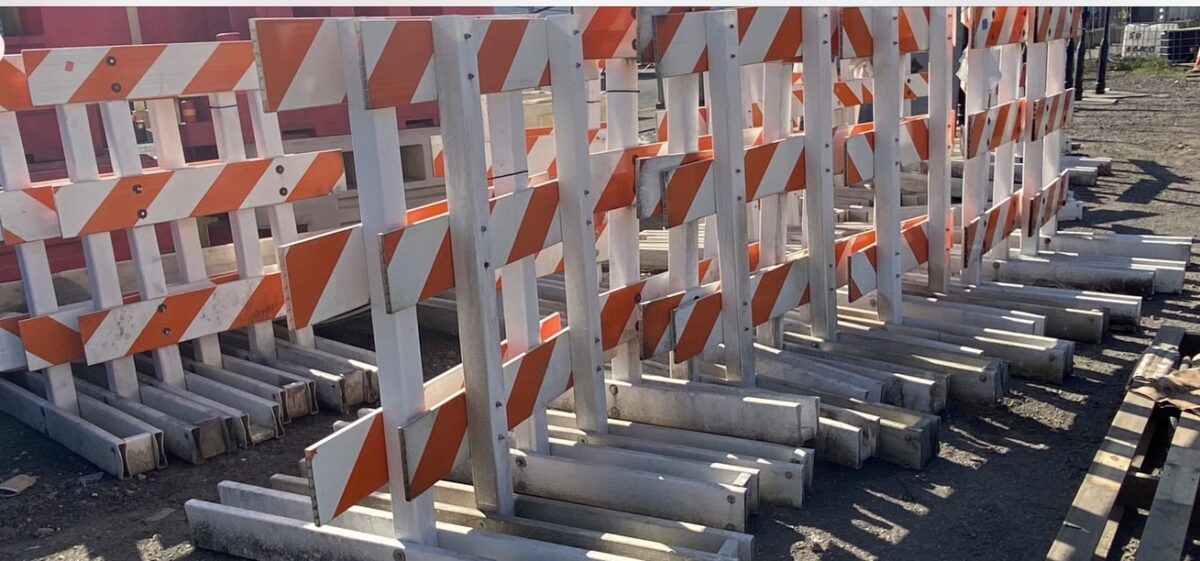 American Road Barricade 40 Available - Screenshot